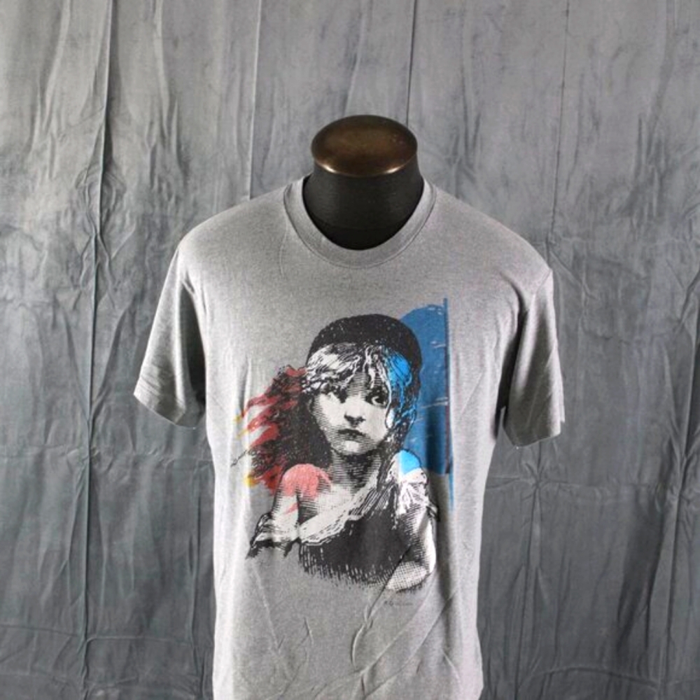 Vintage Graphic T-shirt - Les Miserables - Men's Extra-Large